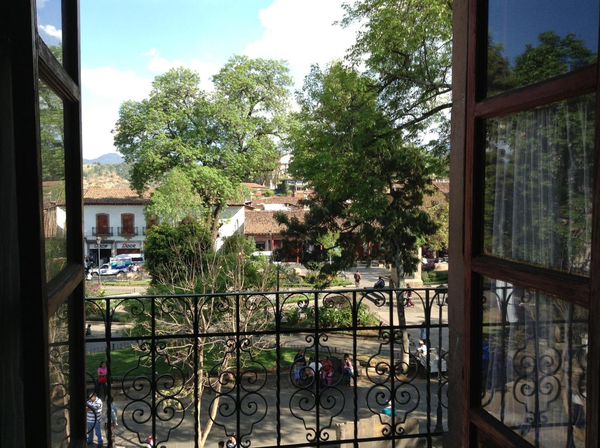 Posada De San Agustin Pátzcuaro Extérieur photo
